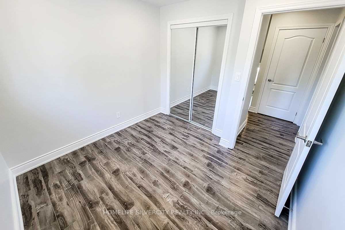 7066 Jill Dr Property Photo 23
