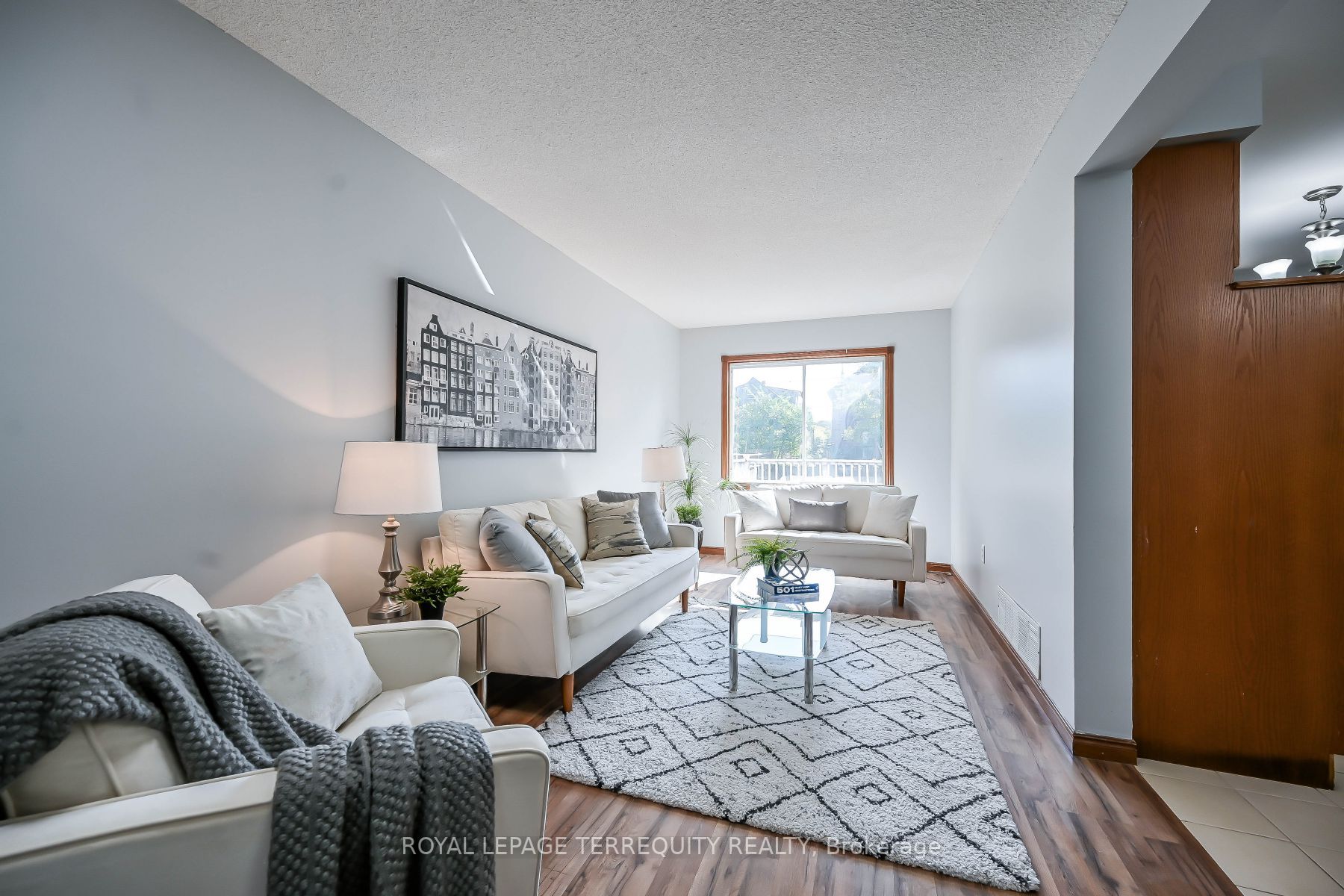 90 Britannia Ave Property Photo 15
