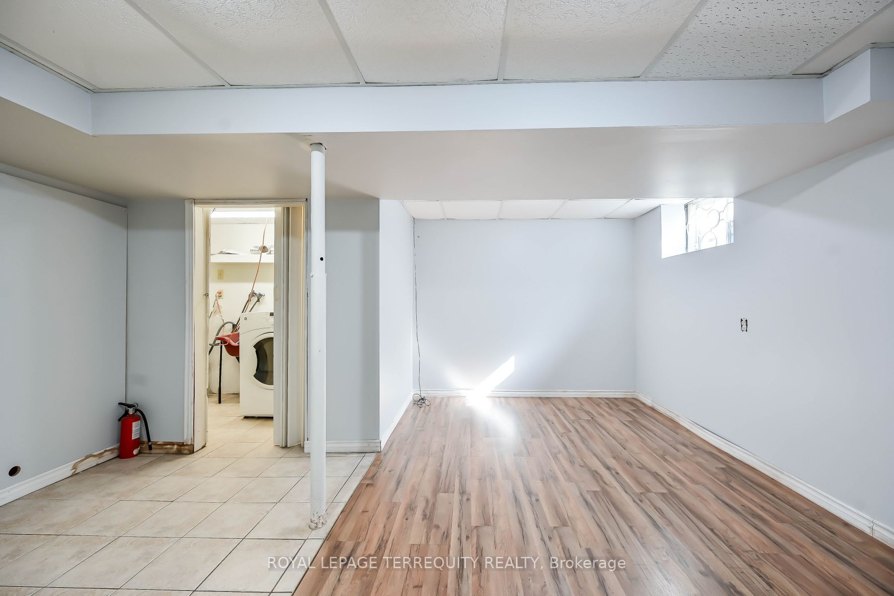 90 Britannia Ave Property Photo 31