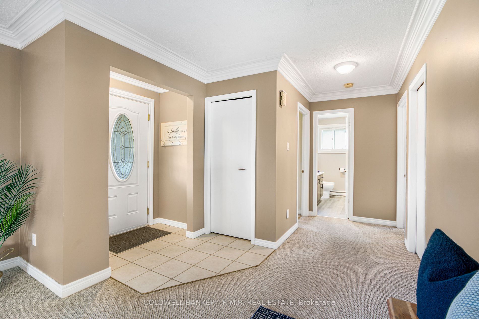 320 Country Club Cir Property Photo 11