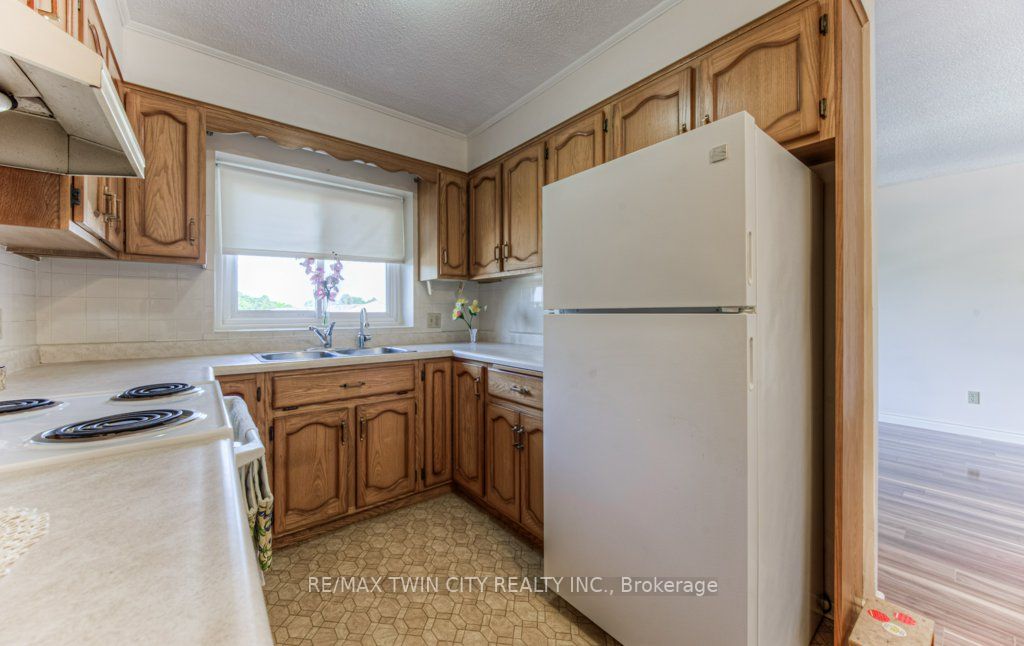 67 Breckenridge Dr 8 Property Photo 15