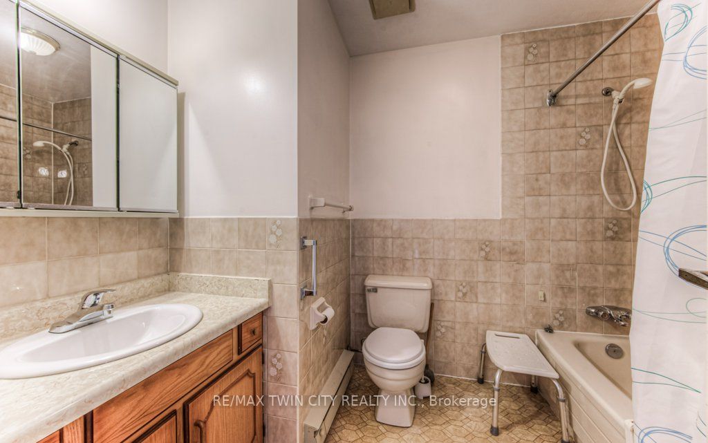 67 Breckenridge Dr 8 Property Photo 21