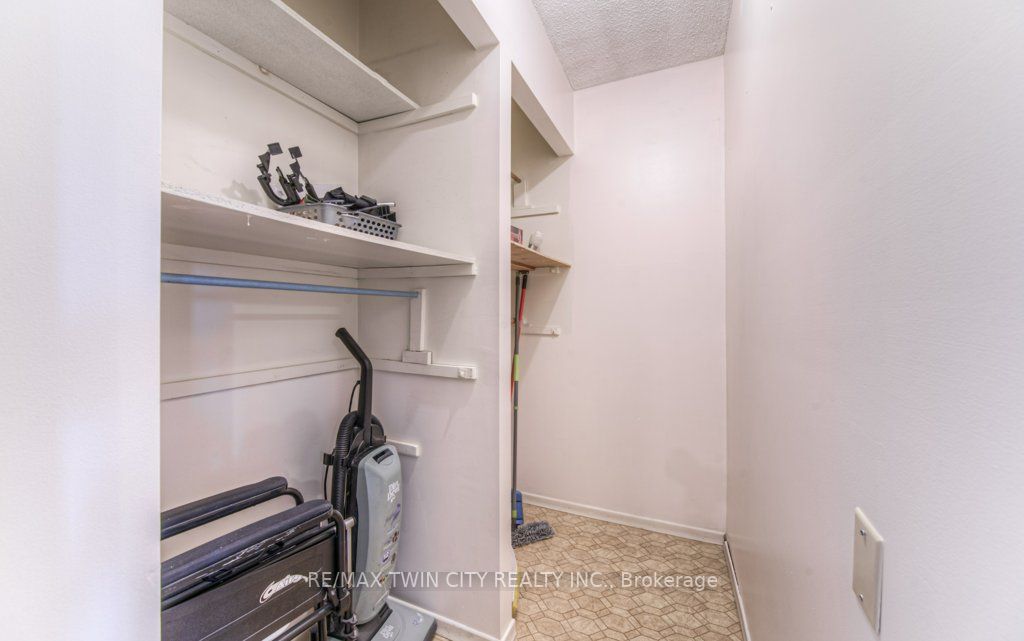 67 Breckenridge Dr 8 Property Photo 22
