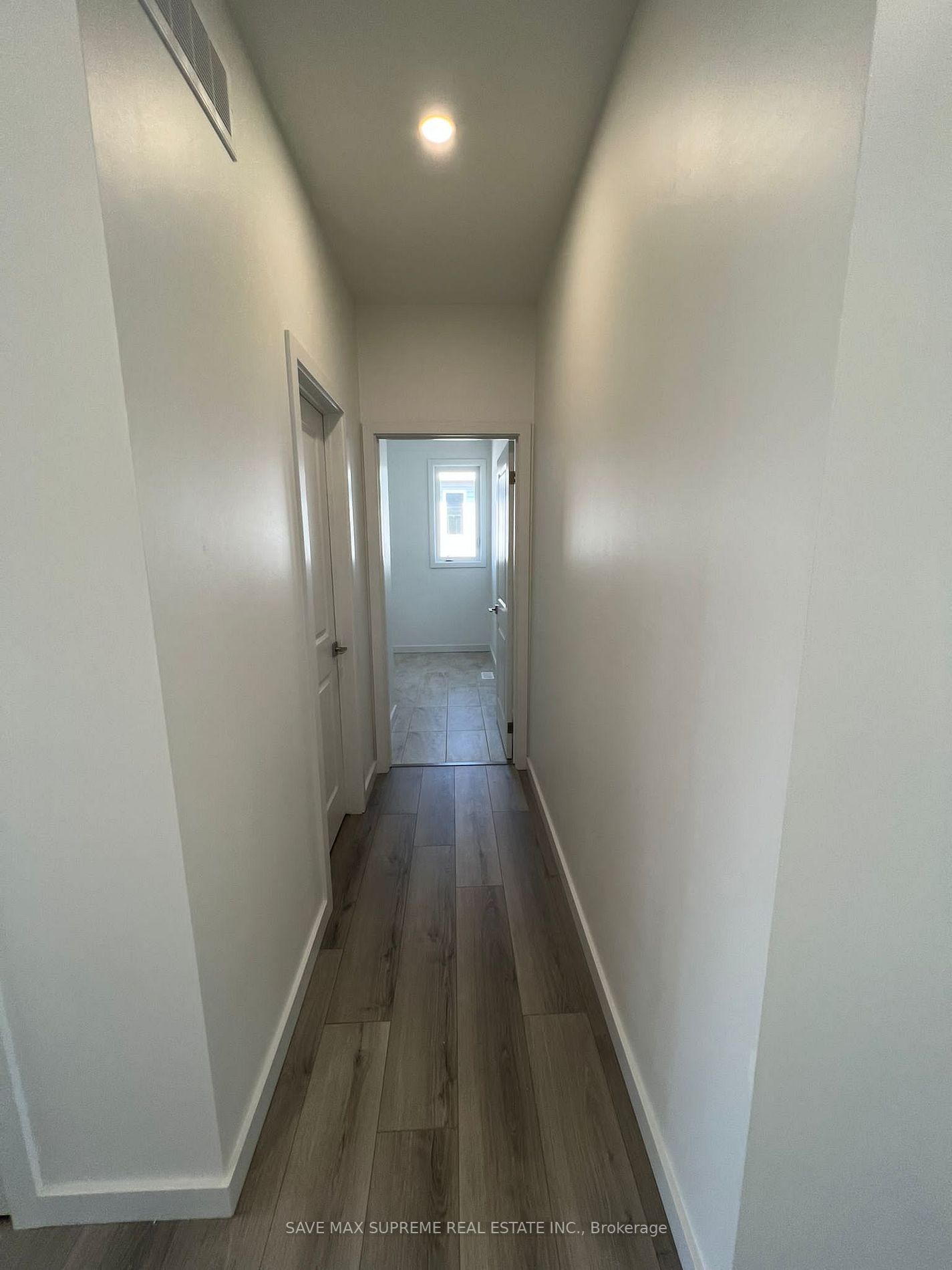 10 Summit Cres Property Photo 8