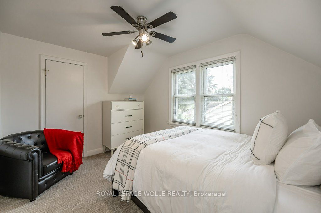 170 Cornwall St Property Photo 12