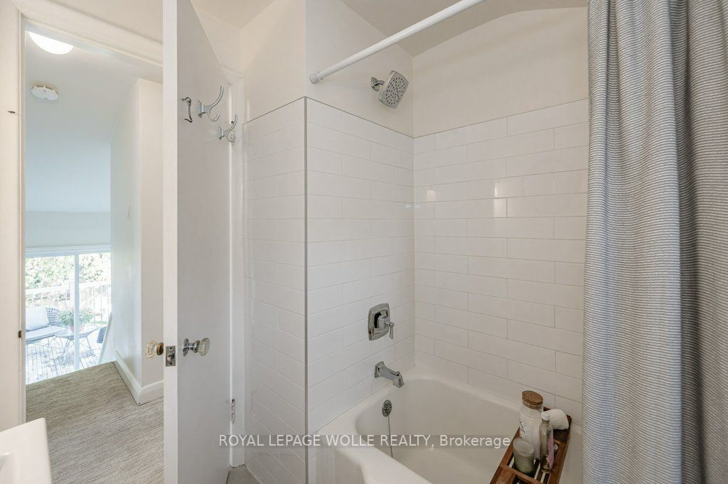 170 Cornwall St Property Photo 17