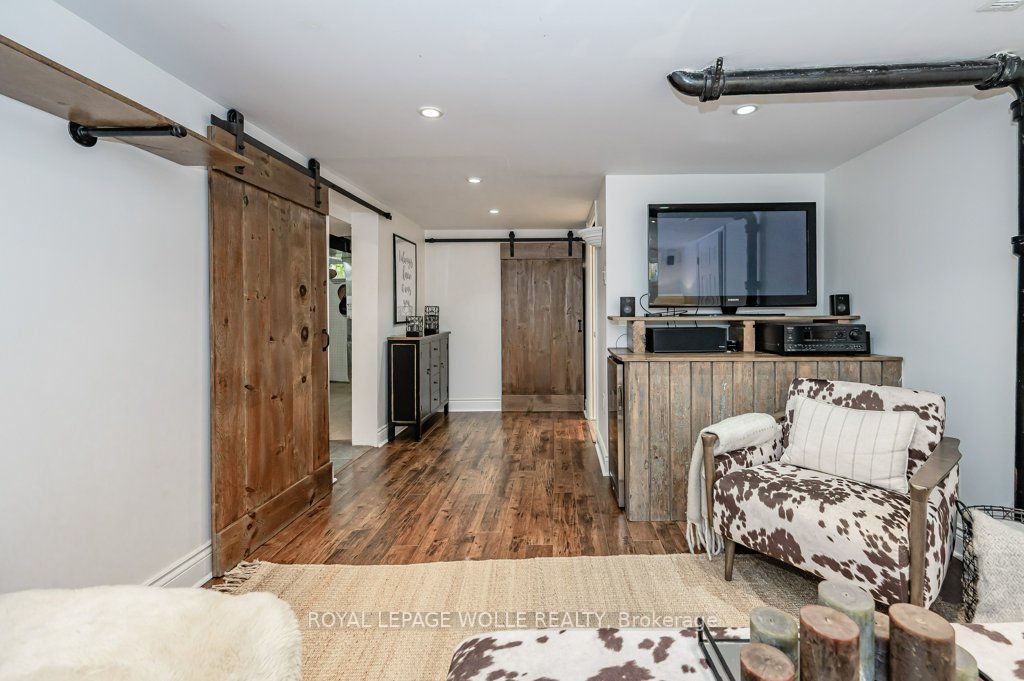 170 Cornwall St Property Photo 21