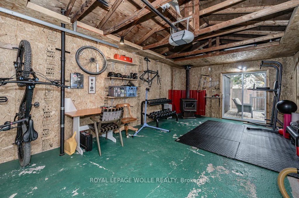 170 Cornwall St Property Photo 24