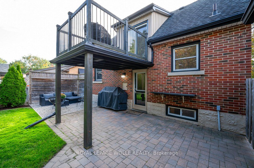 170 Cornwall St Property Photo 33