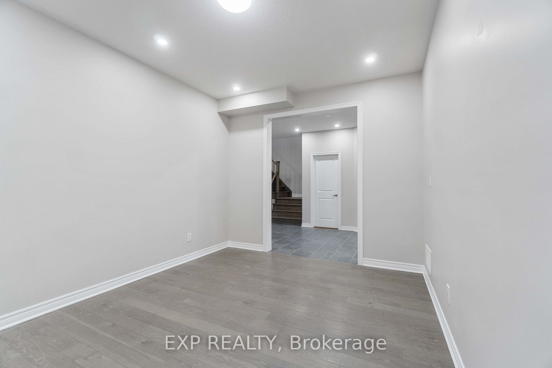 26 Sparkle Dr Property Photo 10