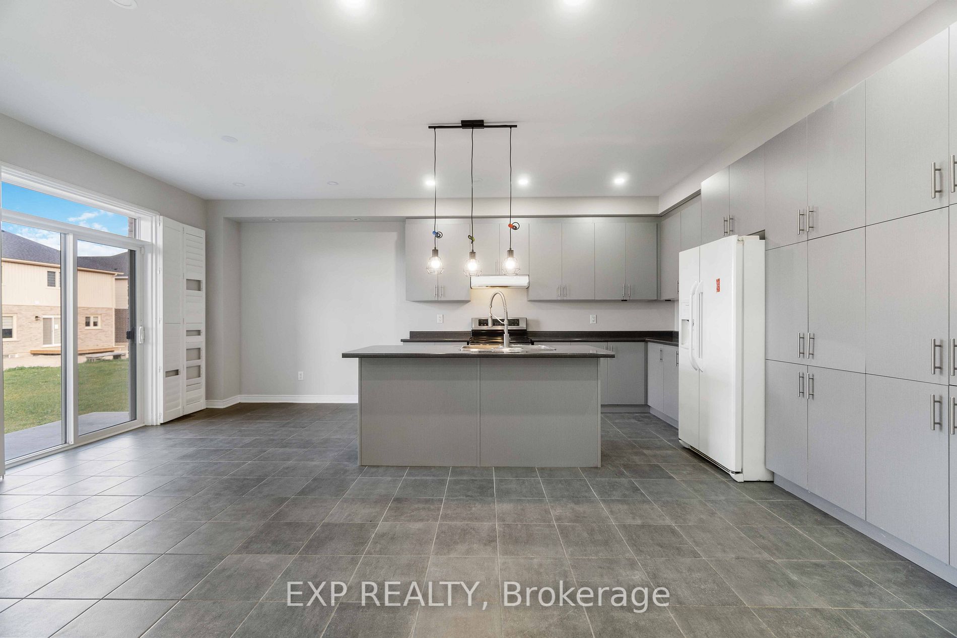26 Sparkle Dr Property Photo 15