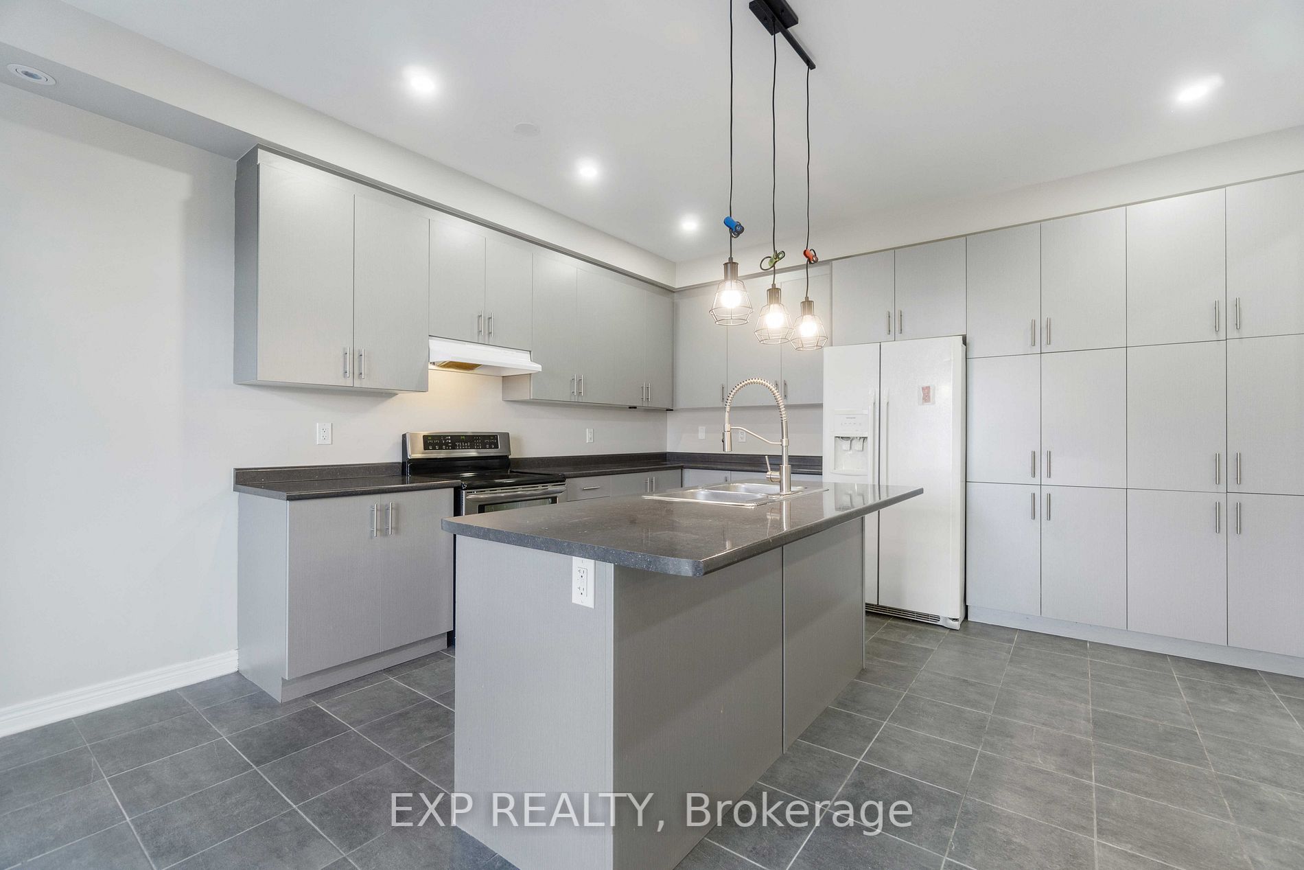 26 Sparkle Dr Property Photo 17
