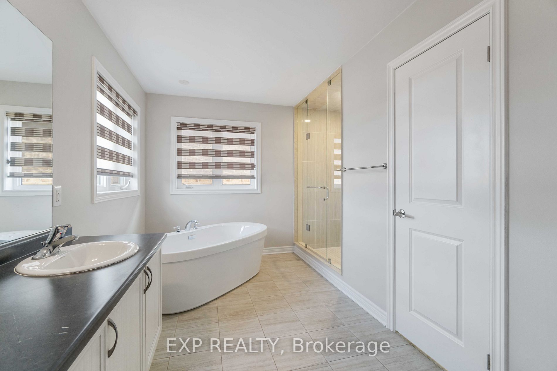 26 Sparkle Dr Property Photo 27