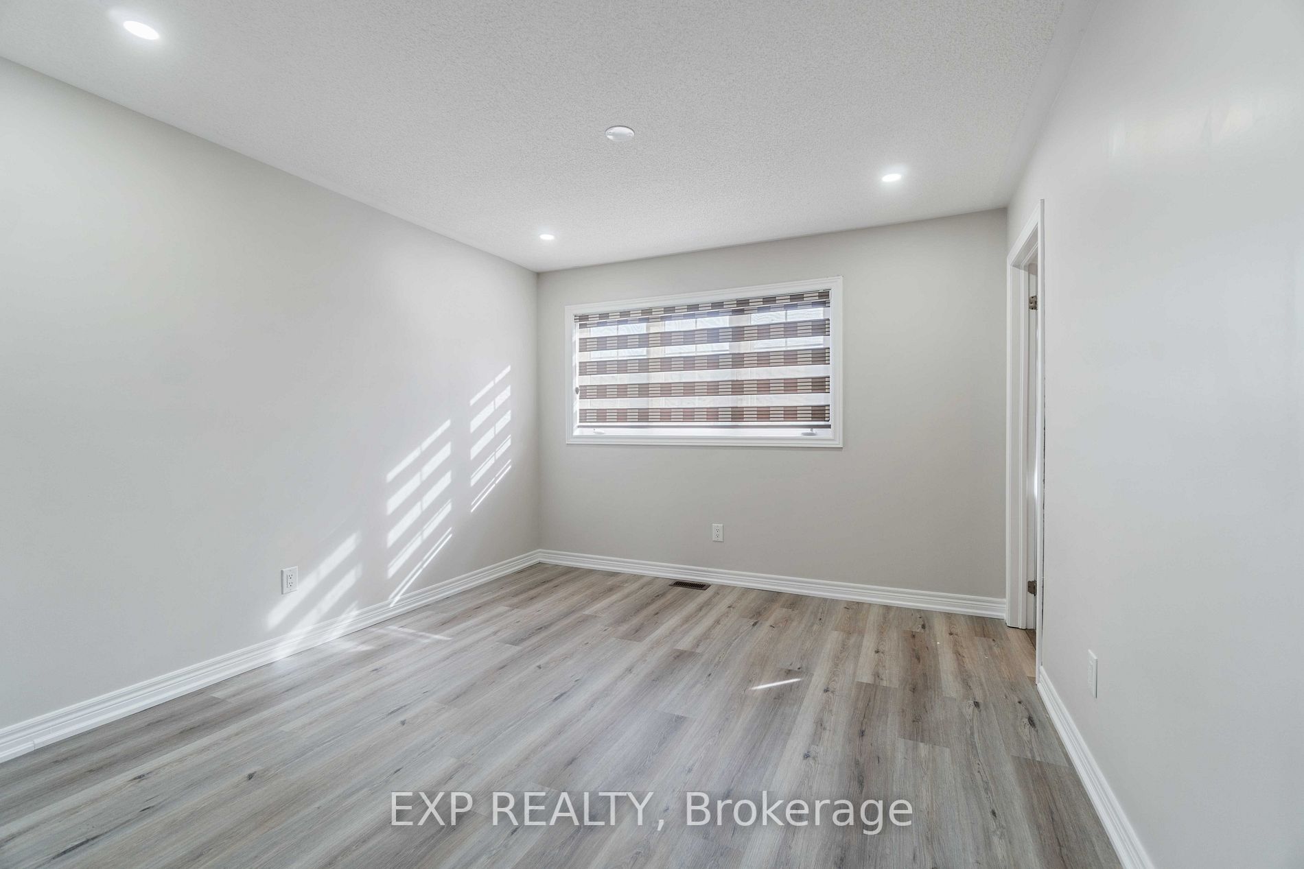 26 Sparkle Dr Property Photo 31