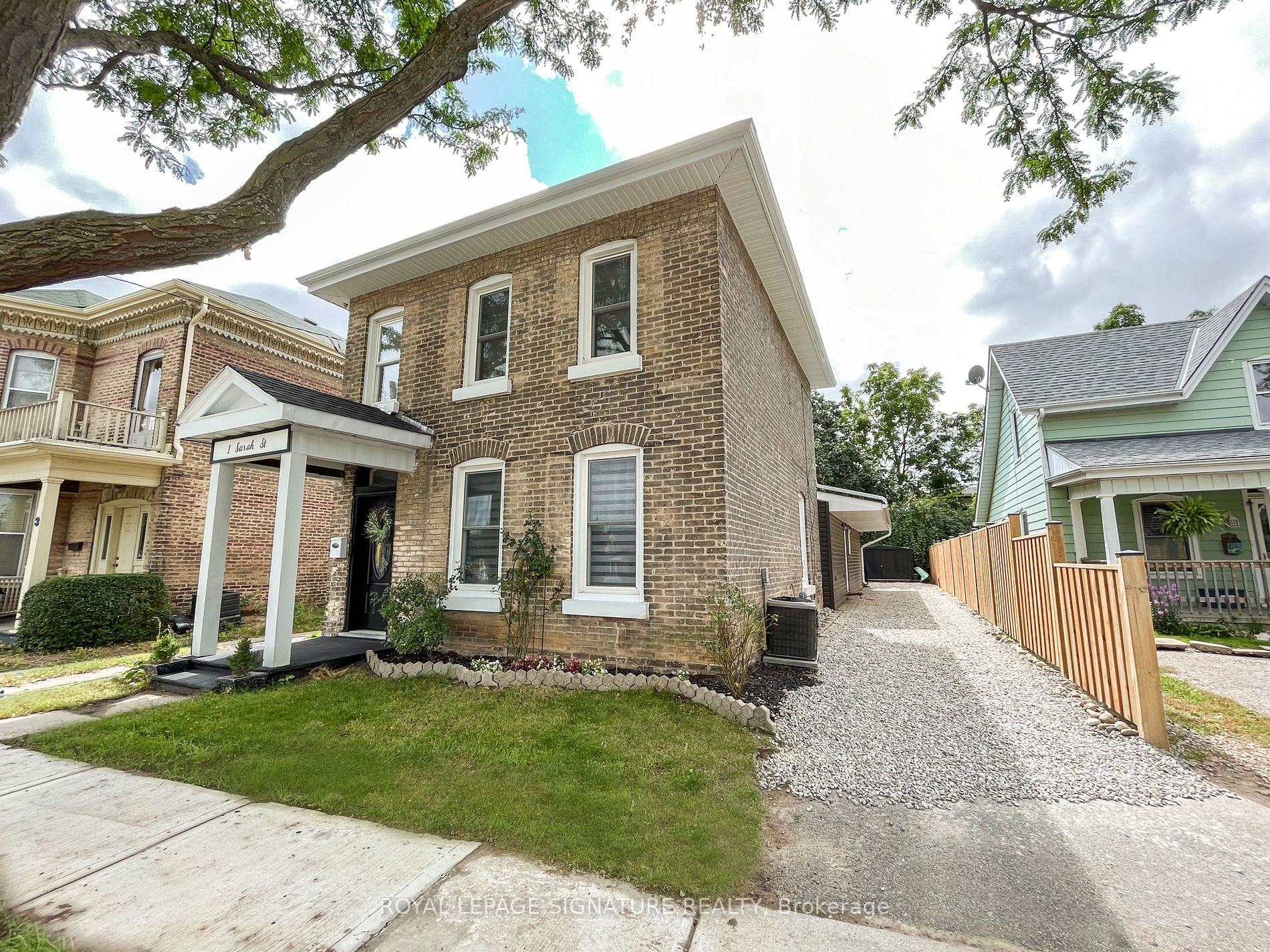 1 Sarah St Property Photo 2
