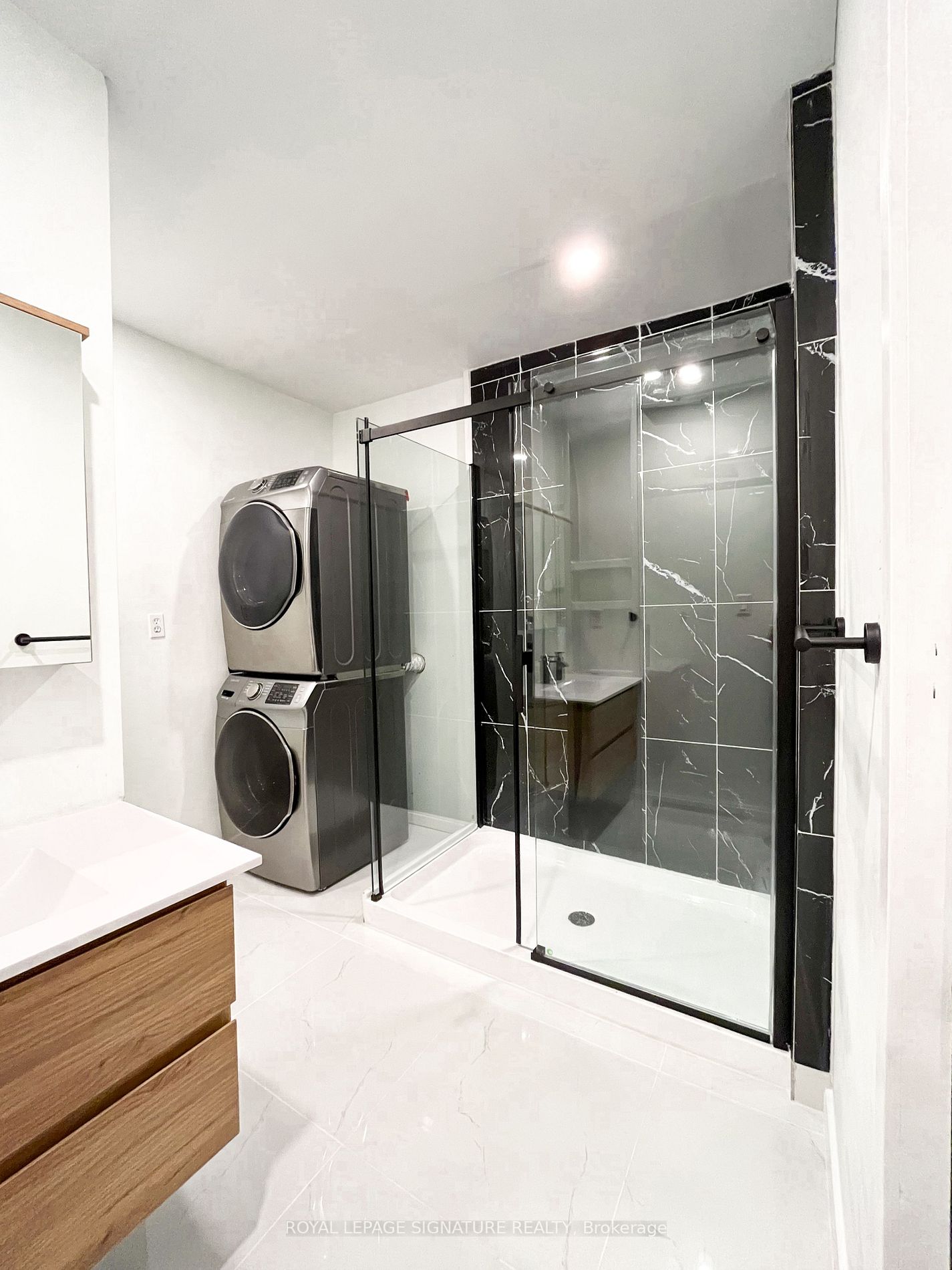 1 Sarah St Property Photo 19