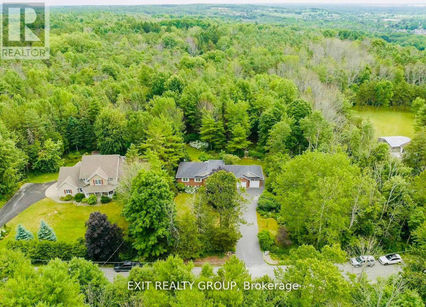 129 Simpson Rd Property Photo 3