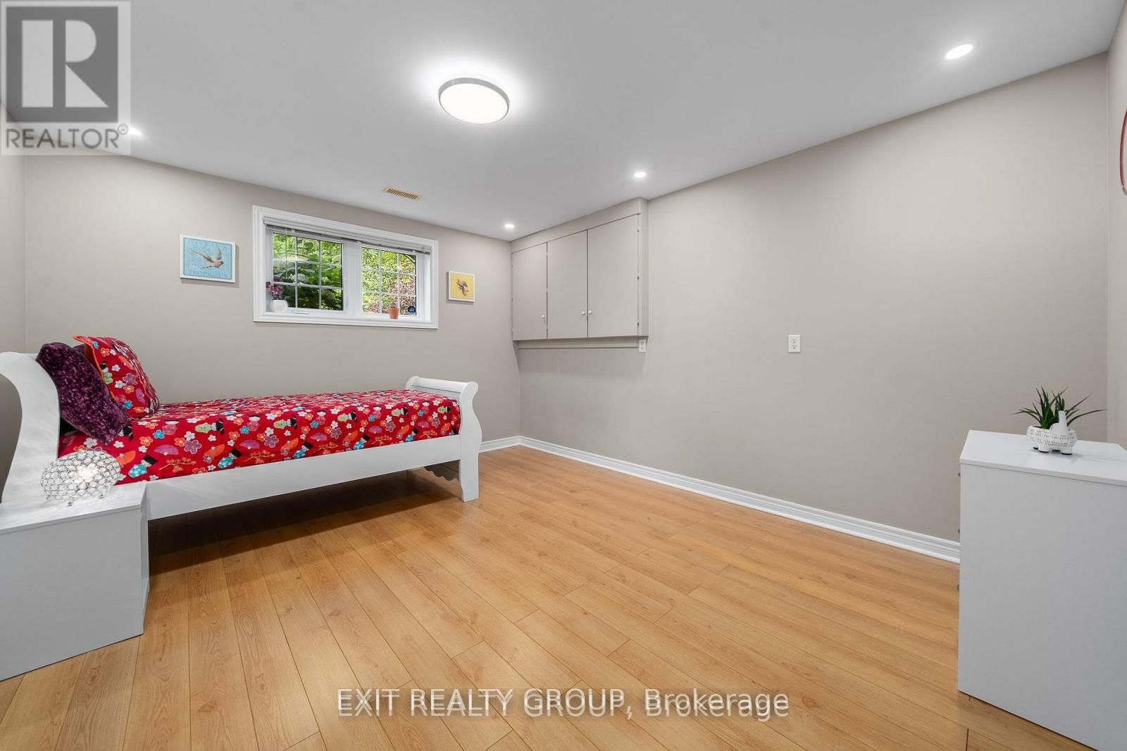 129 Simpson Rd Property Photo 22