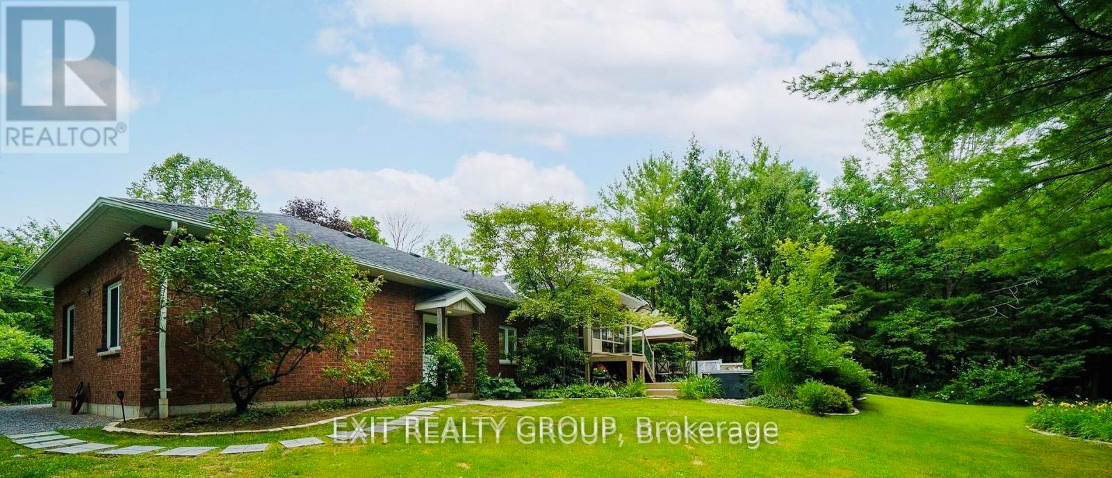 129 Simpson Rd Property Photo 35