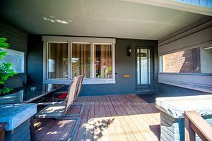 26 Wentworth St S Property Photo 3