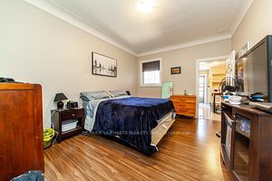 26 Wentworth St S Property Photo 10