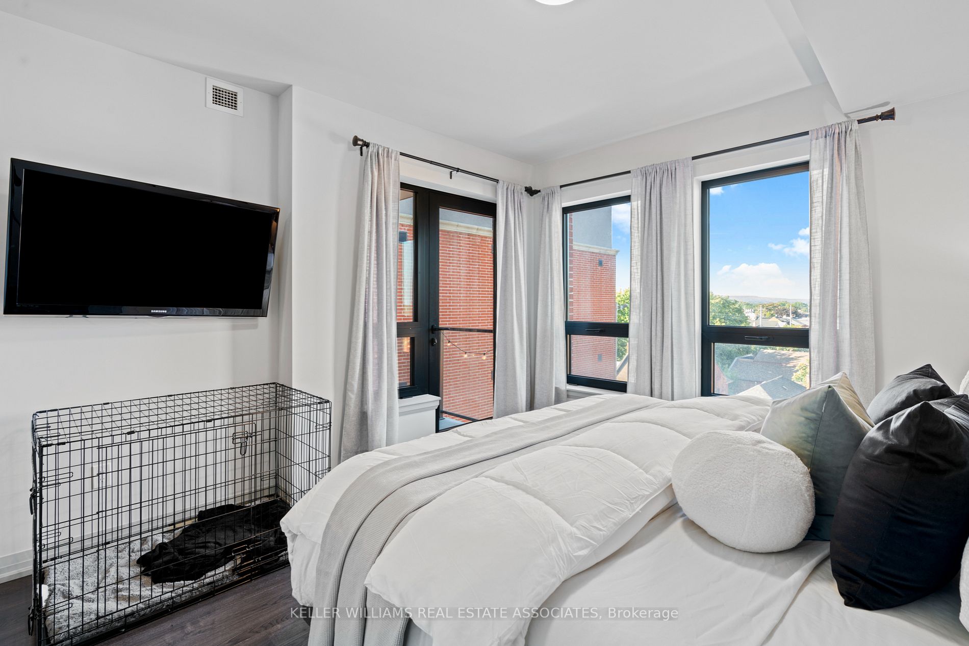 181 James St N Property Photo 15