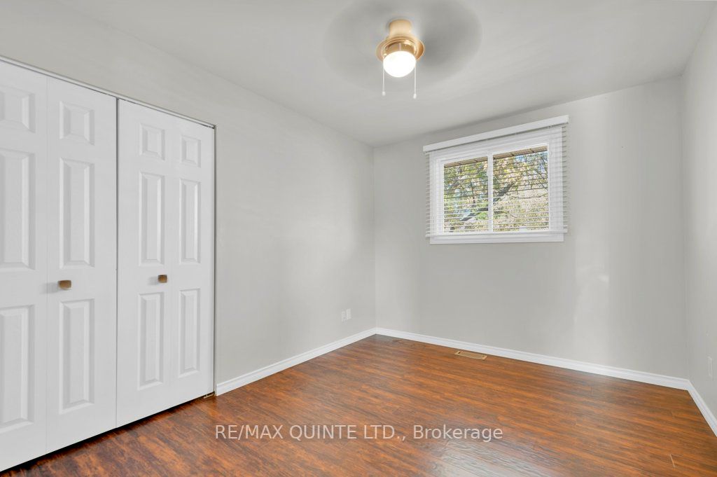 28 University Ave Property Photo 15