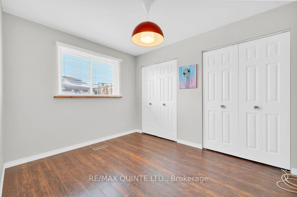 28 University Ave Property Photo 24