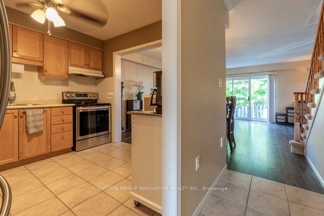 346 Highland Rd W Property Photo 6