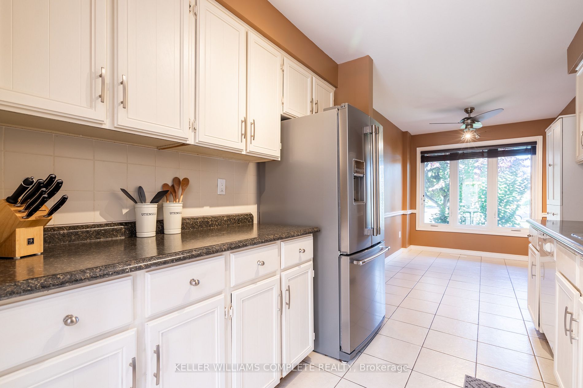 287 Crerar Dr Property Photo 12