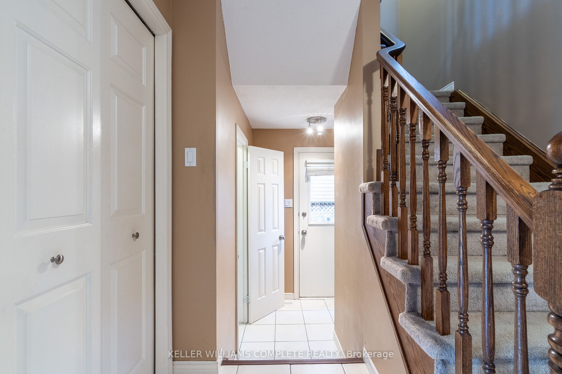 287 Crerar Dr Property Photo 18