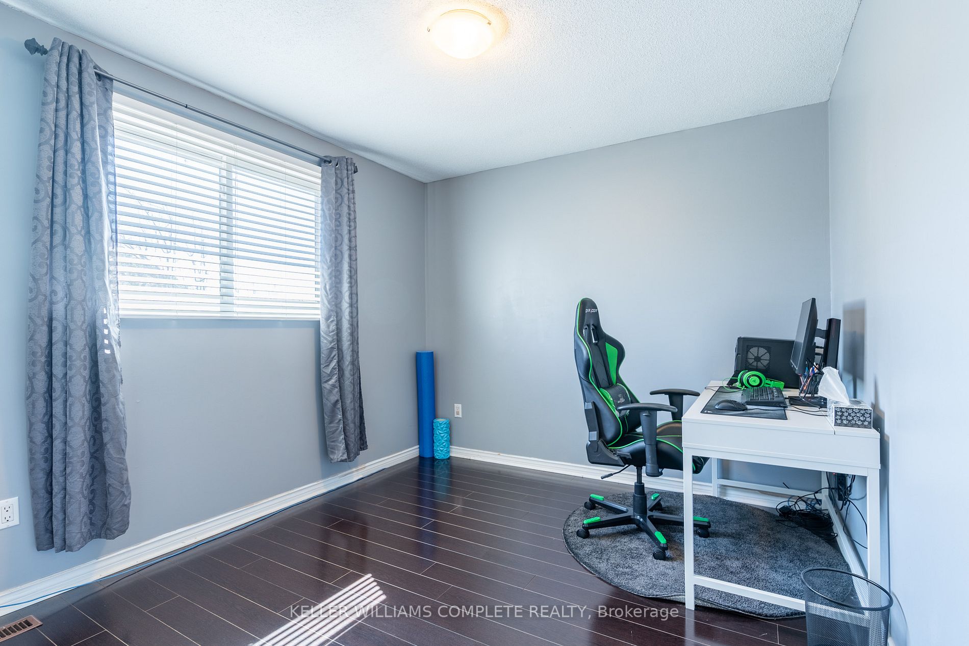 287 Crerar Dr Property Photo 26