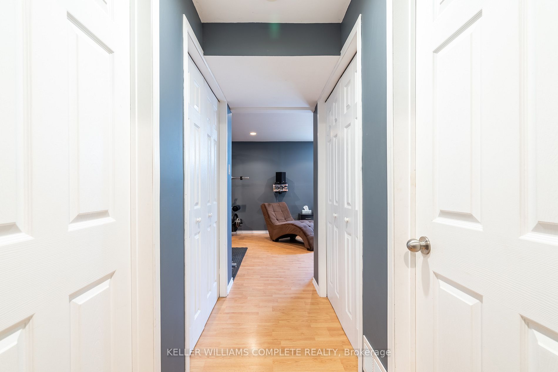 287 Crerar Dr Property Photo 31