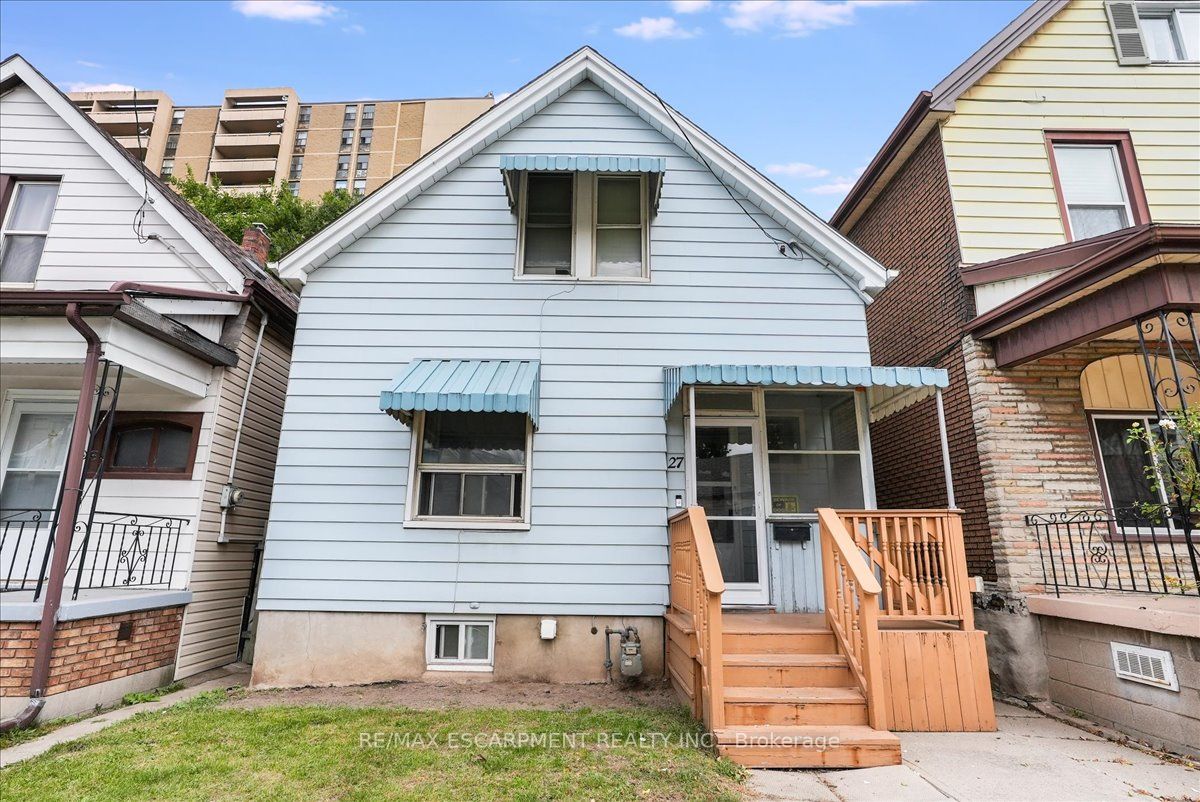 27 Harvey St Property Photo