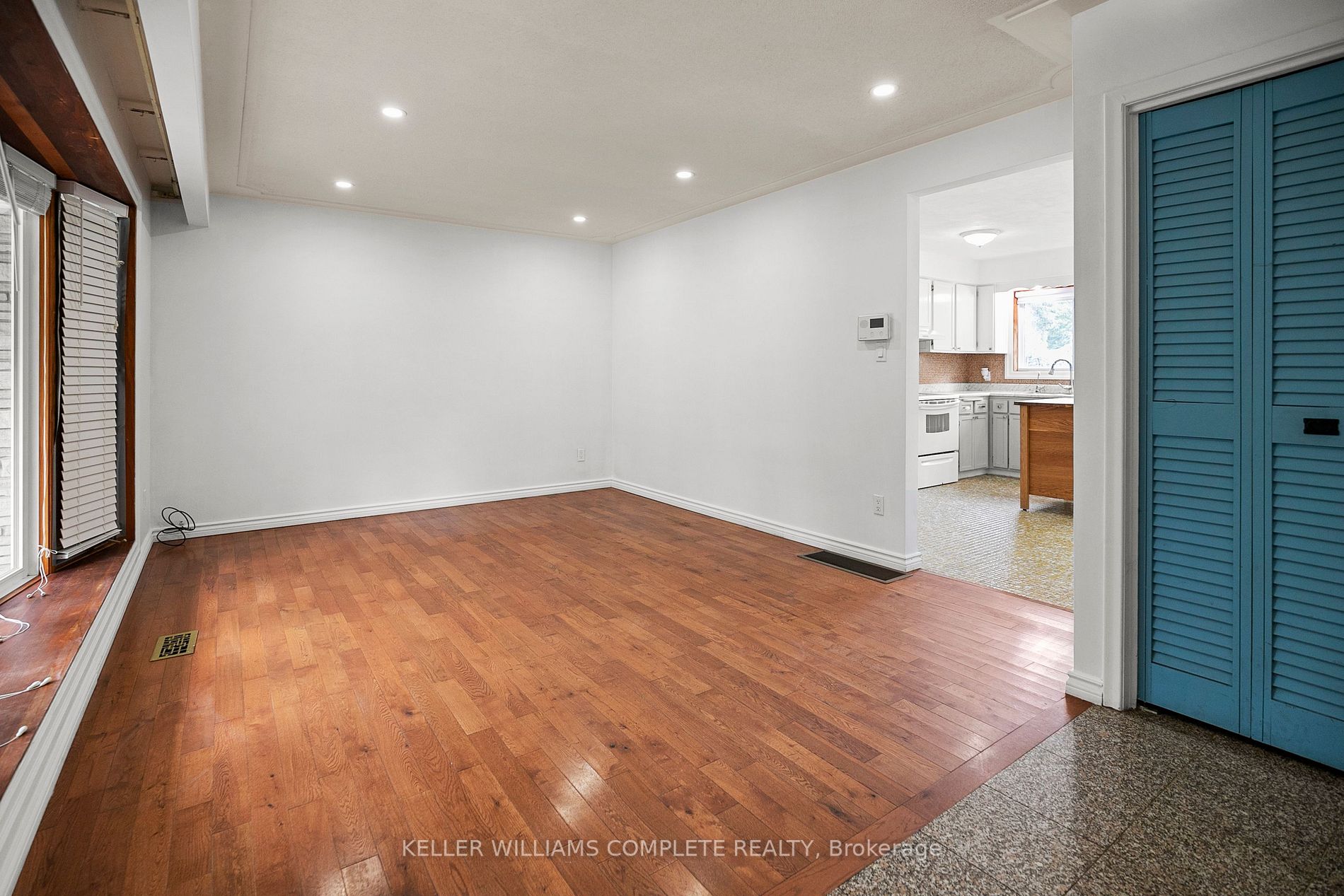 37 Brisbane Blvd Property Photo 5