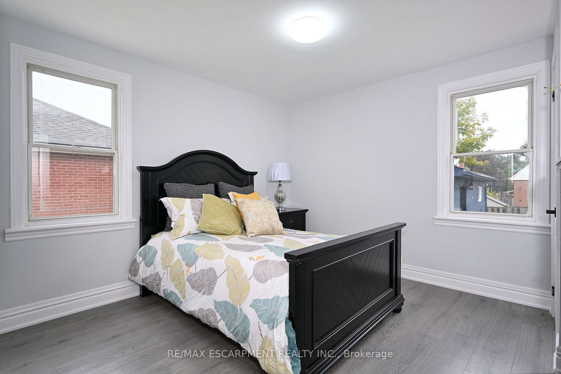 351 Arlington Rd Property Photo 14