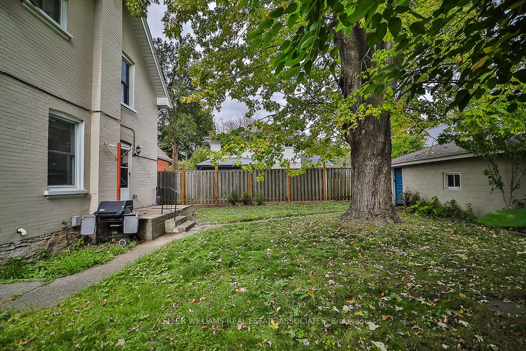 12 Sherwood Dr Property Photo 23