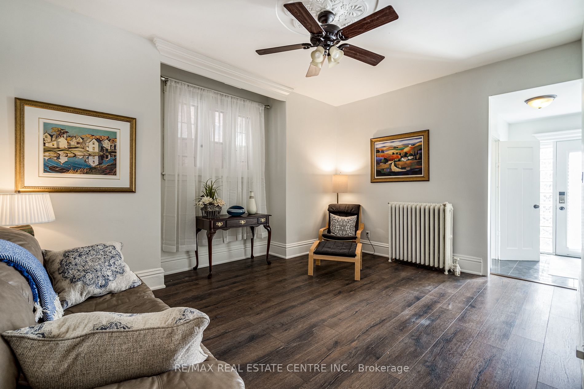 106 Dunsmure Rd Property Photo 6