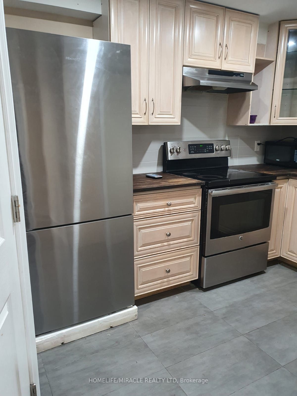333 Activa Ave Property Photo 5