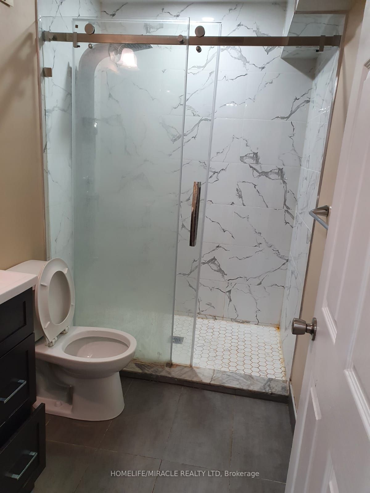 333 Activa Ave Property Photo 6