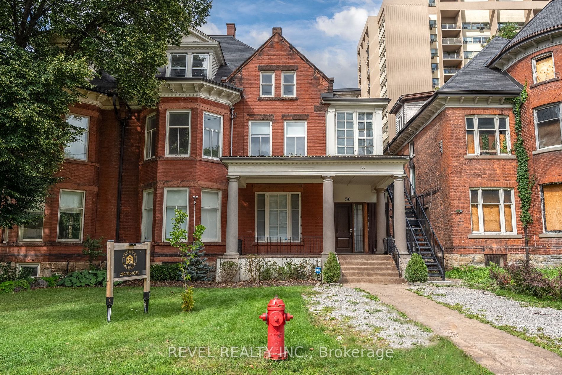 56 Charlton Ave W Property Photo 2