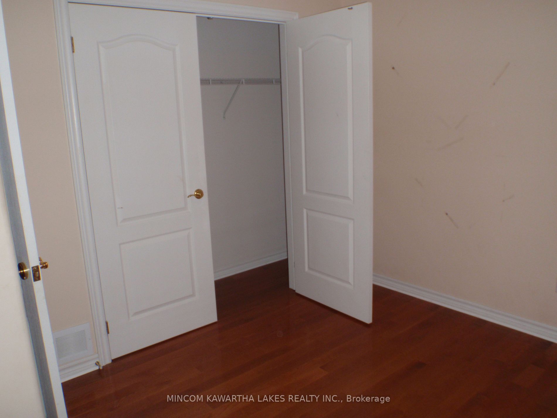 461 Settlers Ridg Property Photo 16