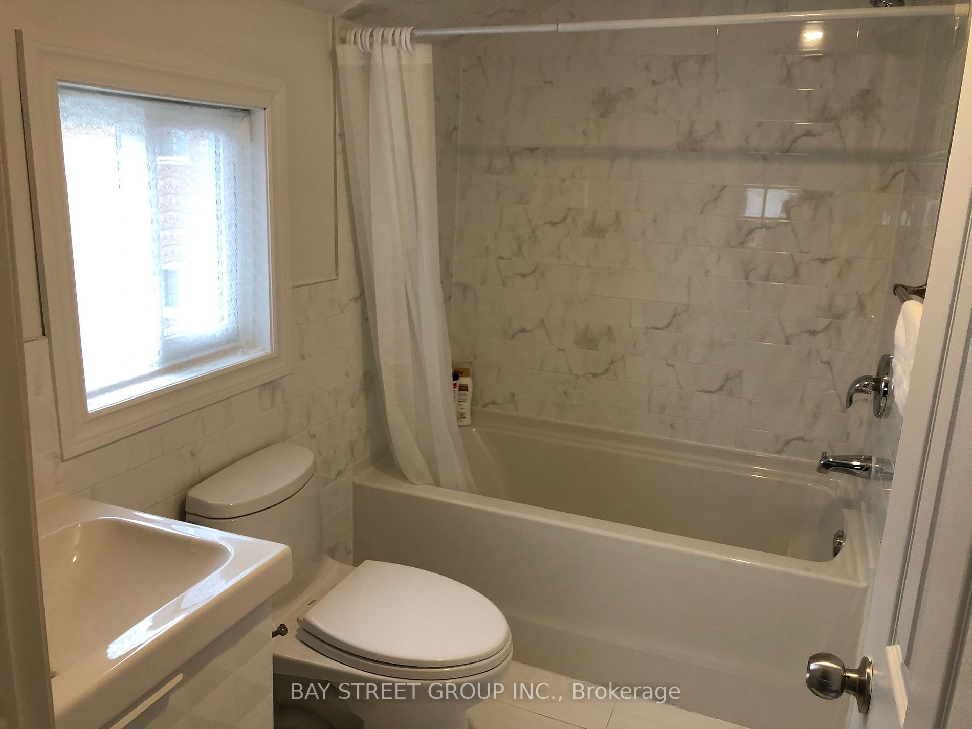 5720 Peer St Property Photo 8