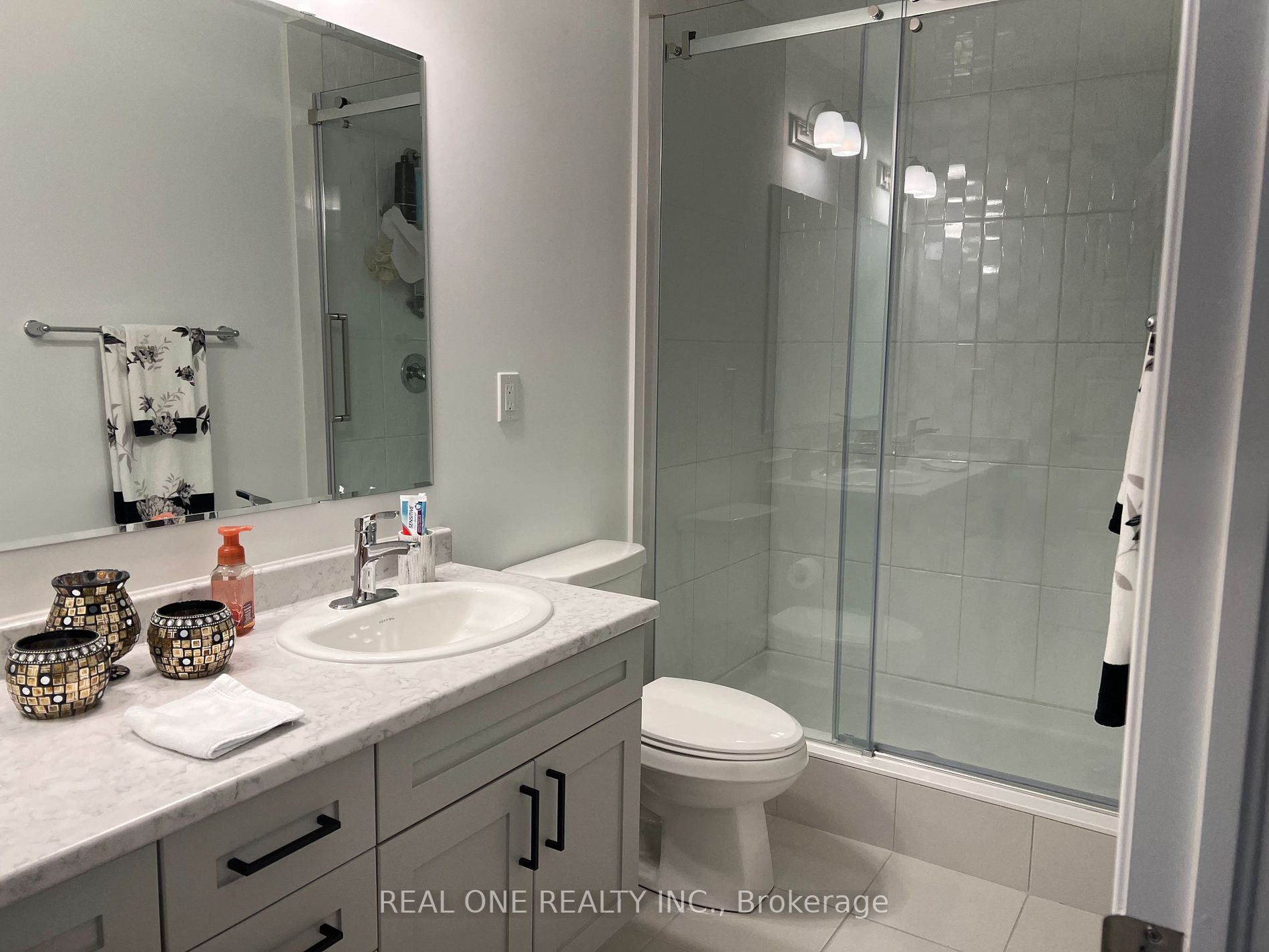 62 Forestwalk St Property Photo 13