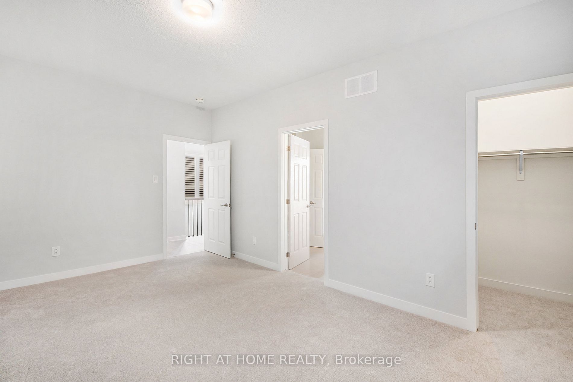 715 Fenwick Way Property Photo 27