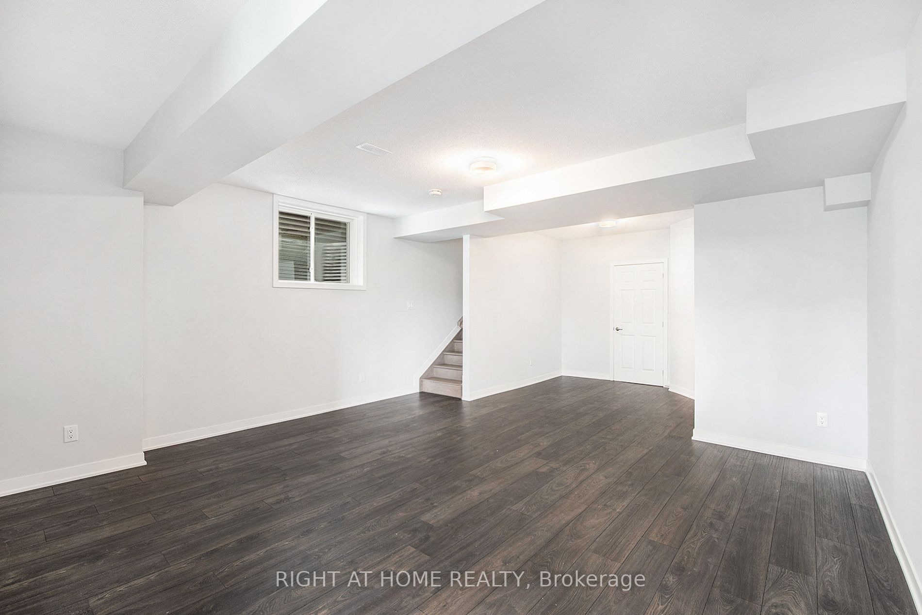 715 Fenwick Way Property Photo 28