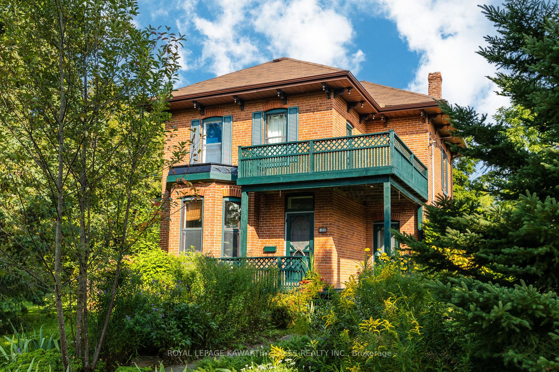 120 John St Property Photo 1