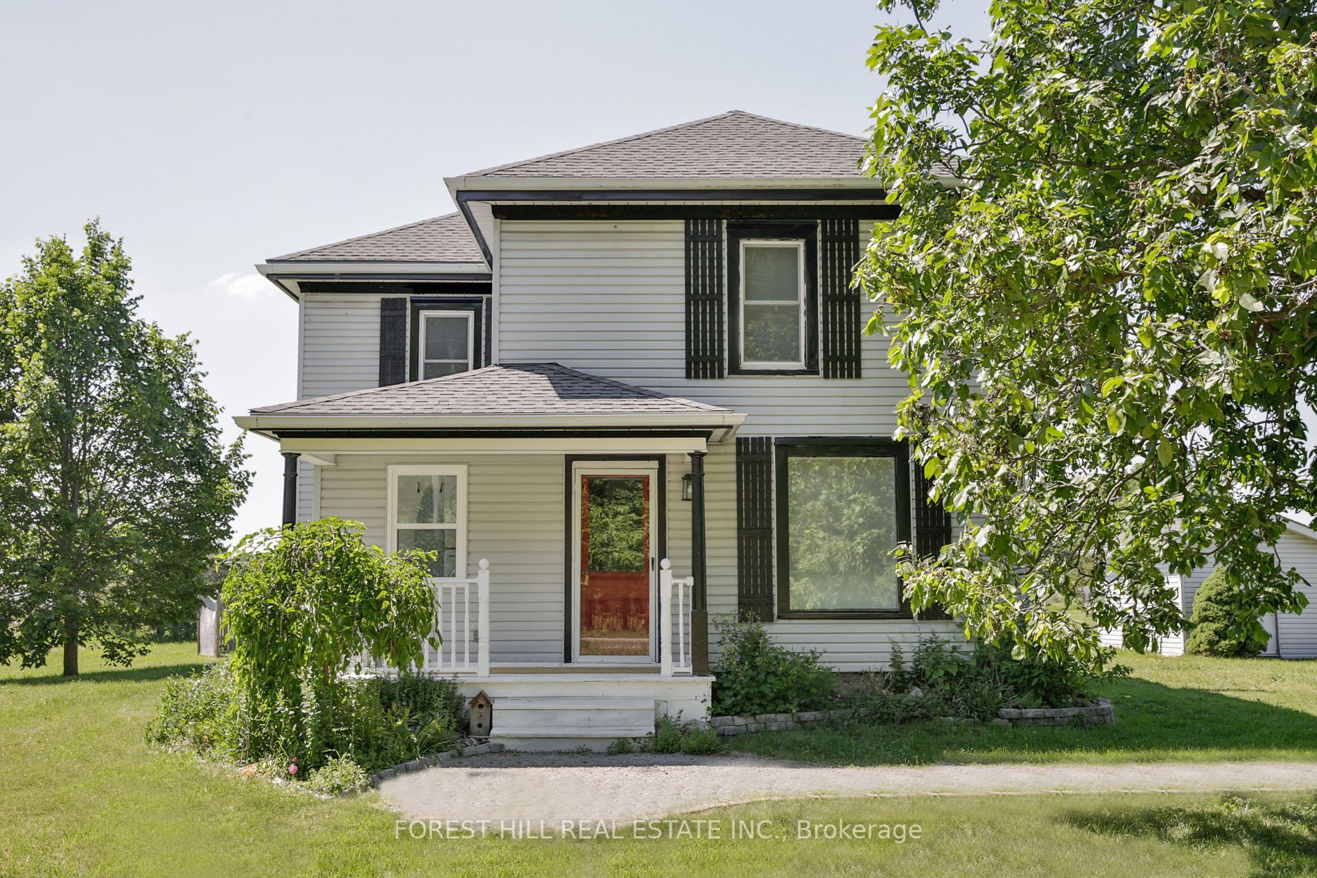 395 Elmbrook Rd Property Photo