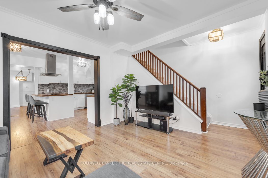 110 Lorne Ave Property Photo 4