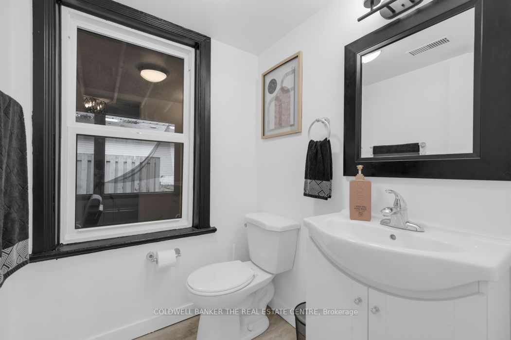 110 Lorne Ave Property Photo 13